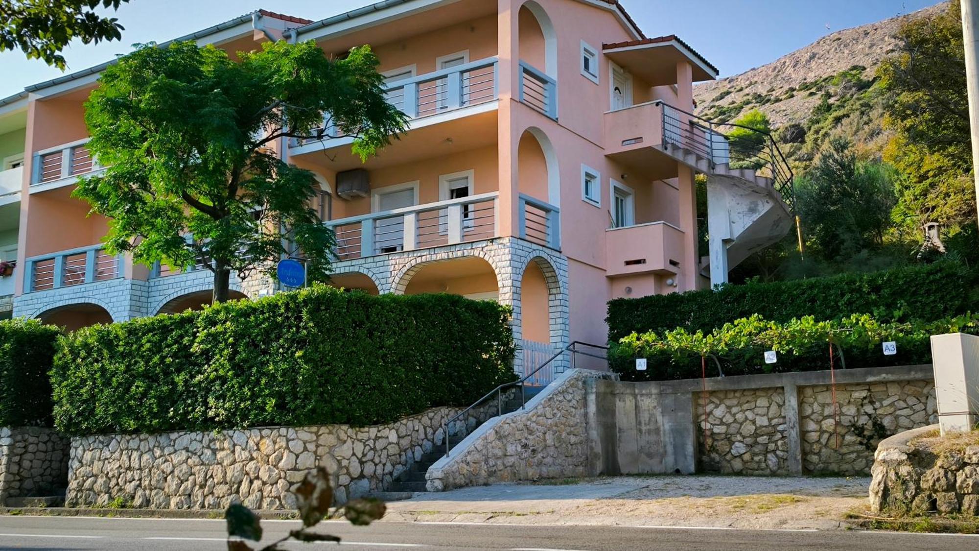 Apartments Andelina Pag Town Zewnętrze zdjęcie
