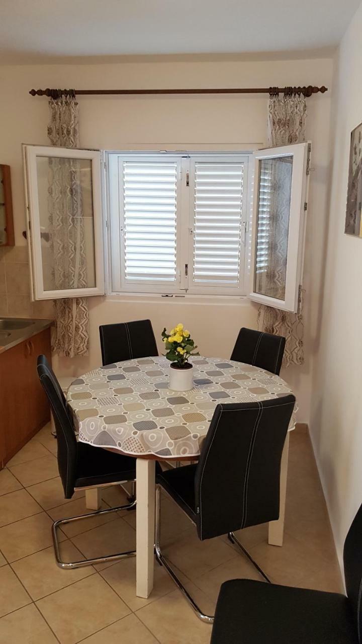 Apartments Andelina Pag Town Zewnętrze zdjęcie