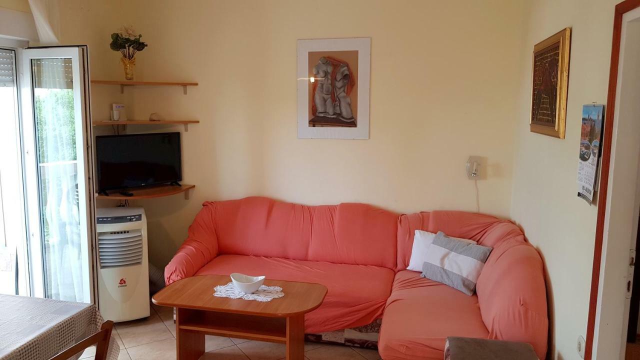 Apartments Andelina Pag Town Zewnętrze zdjęcie